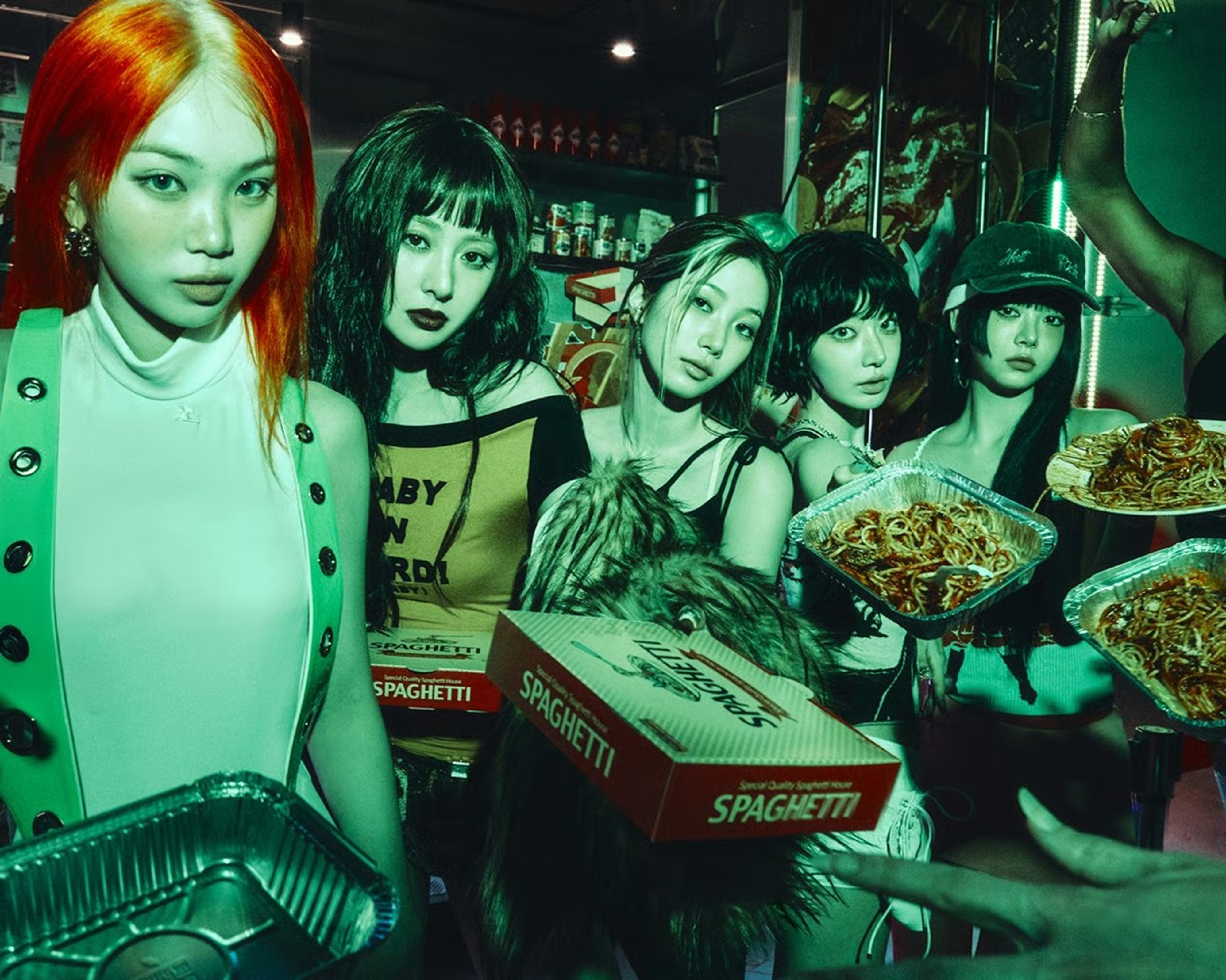 LE SSERAFIM SPAGHETTI ユニバ ラキドロ 25枚 2回目 LE SSERAFIM SPAGHETTI ユニバ ラキドロ 25枚 2回目 LE SSERAFIM